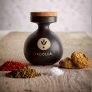 Extra Virgin Olive Oil LADOLEA 600ml Wooden Gift Box 